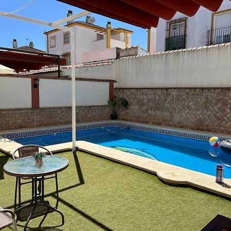Casa Con Piscina Cerca De Sevilla Exterior photo