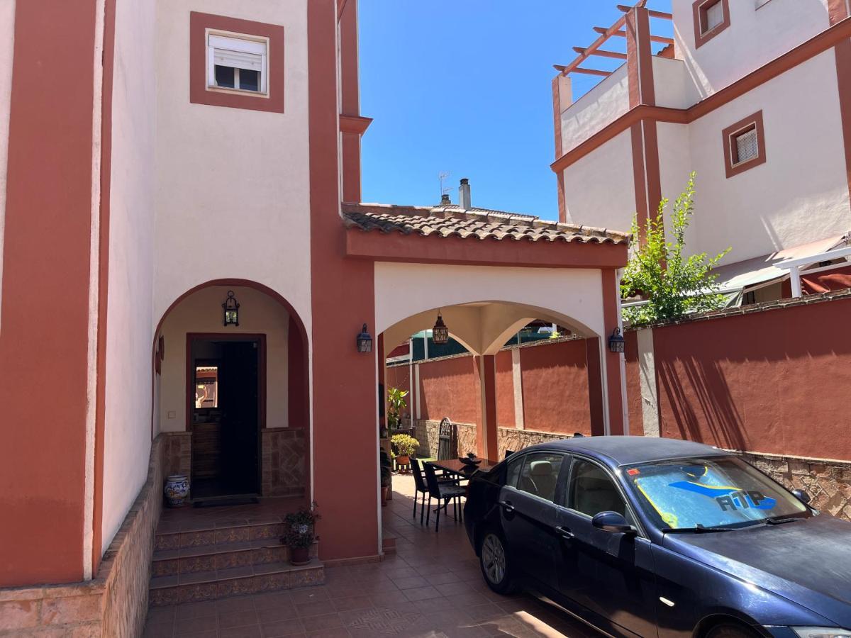 Casa Con Piscina Cerca De Sevilla Exterior photo