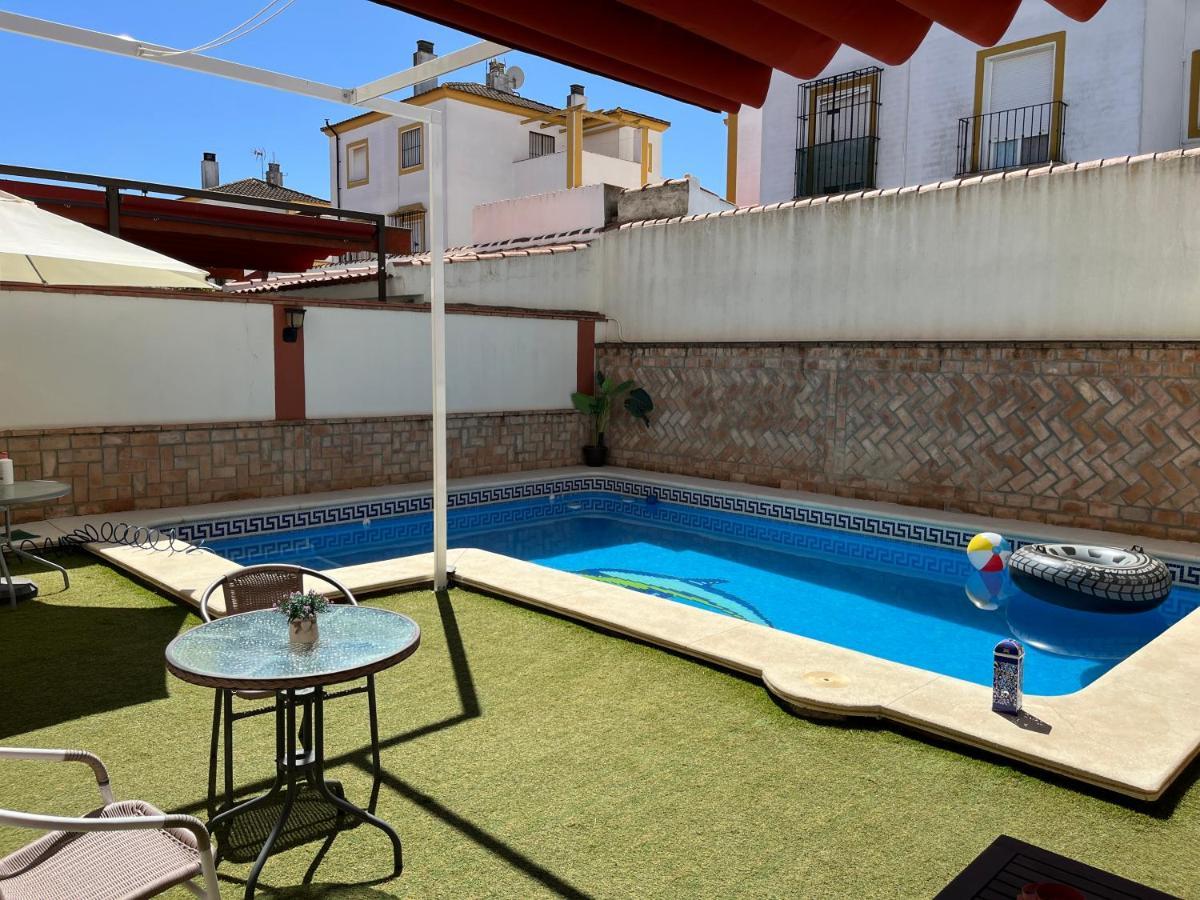 Casa Con Piscina Cerca De Sevilla Exterior photo